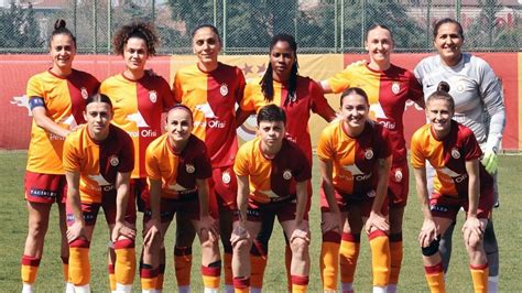 K­a­d­ı­n­ ­F­u­t­b­o­l­ ­S­ü­p­e­r­ ­L­i­g­i­­n­d­e­ ­ş­a­m­p­i­y­o­n­ ­G­a­l­a­t­a­s­a­r­a­y­!­